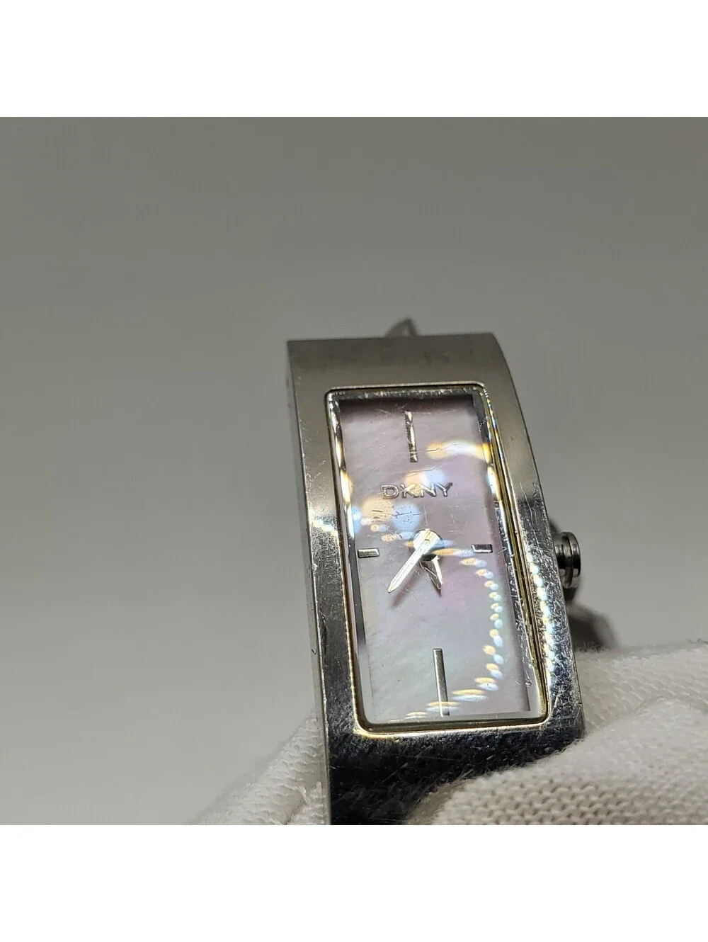 DKNY Women NY-3323 MOP Pink Dial Silver Tone Analog 13mm Watch New Battery
